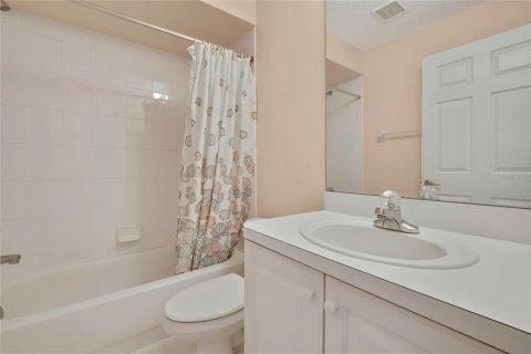 House in Spring Hill, Florida 2 bedrooms, 161.28 sq.m. № 2114589 - photo 24