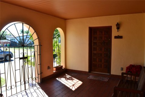 Villa ou maison à louer à Miami, Floride: 4 chambres, 194.82 m2 № 1956923 - photo 21