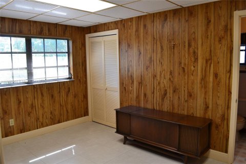 Villa ou maison à louer à Miami, Floride: 4 chambres, 194.82 m2 № 1956923 - photo 22