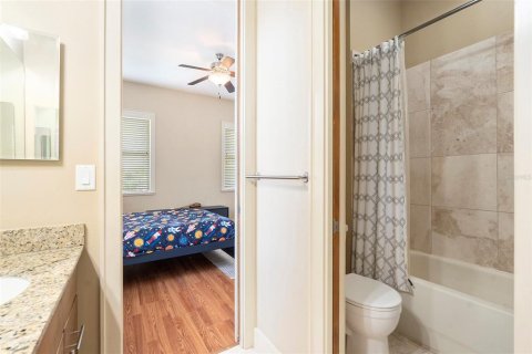 Casa en venta en Tampa, Florida, 5 dormitorios, 284.47 m2 № 1826146 - foto 19