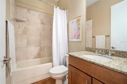 Casa en venta en Tampa, Florida, 5 dormitorios, 284.47 m2 № 1826146 - foto 22