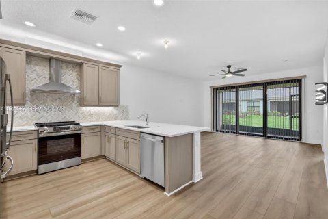 Villa ou maison à louer à Port St. Lucie, Floride: 2 chambres № 2060425 - photo 7