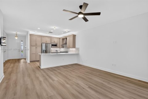 Villa ou maison à louer à Port St. Lucie, Floride: 2 chambres № 2060425 - photo 13
