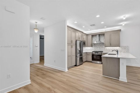 Villa ou maison à louer à Port St. Lucie, Floride: 2 chambres № 2060425 - photo 6