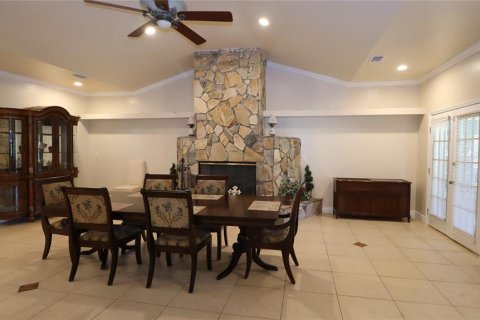 House in Ocala, Florida 7 bedrooms, 509.57 sq.m. № 2342543 - photo 17
