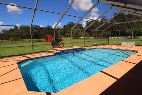 House in Ocala, Florida 7 bedrooms, 509.57 sq.m. № 2342543 - photo 26