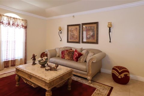 House in Ocala, Florida 7 bedrooms, 509.57 sq.m. № 2342543 - photo 8