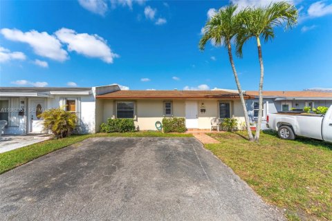 Таунхаус в Майами, Флорида 2 спальни, 76.64м2 № 2056790