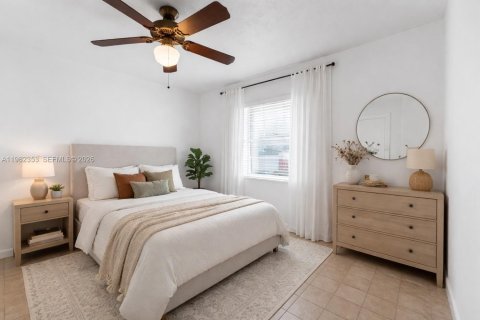 Купить таунхаус в Майами, Флорида 2 спальни, 76.64м2, № 2056790 - фото 15