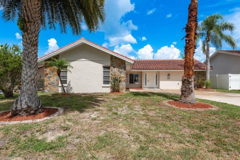 House in New Port Richey, Florida 2 bedrooms, 170.85 sq.m. № 1803510 - photo 4