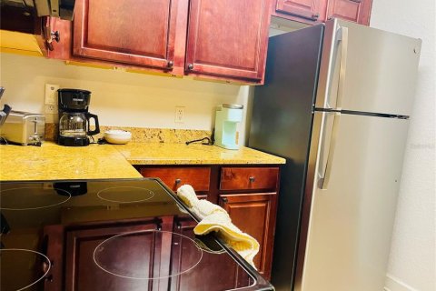 Condo in Davenport, Florida, 3 bedrooms № 2339481 - photo 13