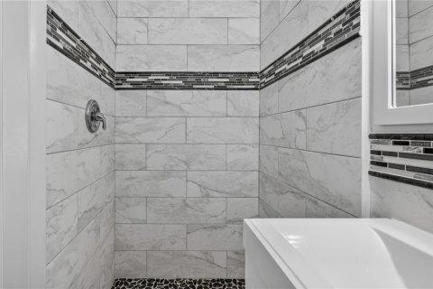 Villa ou maison à vendre à Largo, Floride: 3 chambres, 118.91 m2 № 2329460 - photo 25