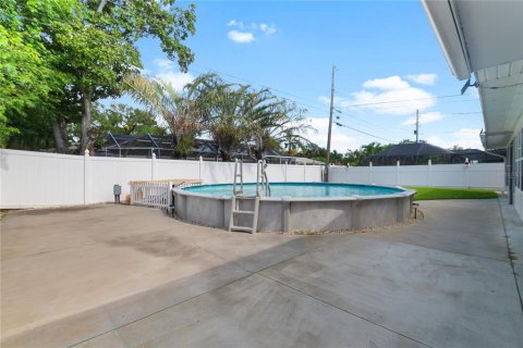 Villa ou maison à vendre à Largo, Floride: 3 chambres, 118.91 m2 № 2329460 - photo 6