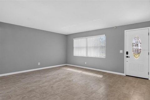 Villa ou maison à vendre à Largo, Floride: 3 chambres, 118.91 m2 № 2329460 - photo 11