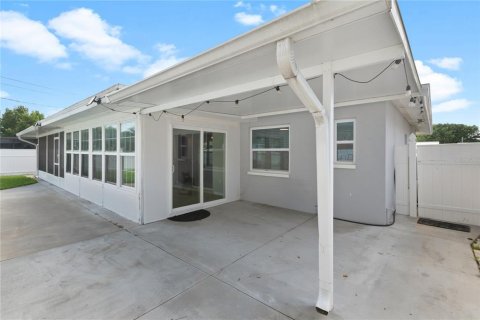 Villa ou maison à vendre à Largo, Floride: 3 chambres, 118.91 m2 № 2329460 - photo 29