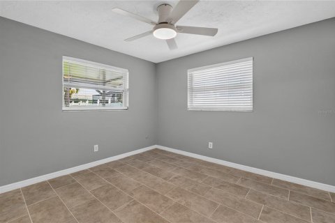 Villa ou maison à vendre à Largo, Floride: 3 chambres, 118.91 m2 № 2329460 - photo 26