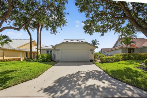 House in Jupiter, Florida 3 bedrooms, 175.49 sq.m. № 1858543 - photo 7