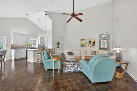 House in Jupiter, Florida 3 bedrooms, 175.49 sq.m. № 1858543 - photo 26