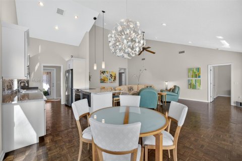 House in Jupiter, Florida 3 bedrooms, 175.49 sq.m. № 1858543 - photo 23