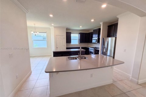 Casa en venta en Vero Beach, Florida, 4 dormitorios, 211.07 m2 № 2387775 - foto 13