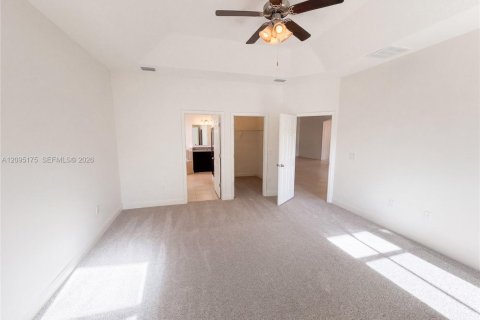 Casa en venta en Vero Beach, Florida, 4 dormitorios, 211.07 m2 № 2387775 - foto 9