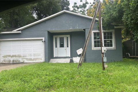Villa ou maison à vendre à Tampa, Floride: 2 chambres, 169.08 m2 № 2416366 - photo 10