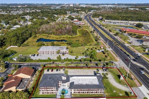 Hotel in Kissimmee, Florida 2461.17 sq.m. № 2105565 - photo 17