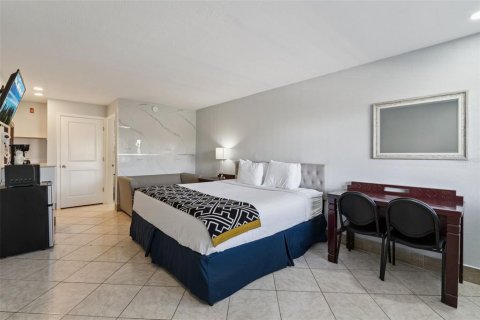 Hotel in Kissimmee, Florida 2461.17 sq.m. № 2105565 - photo 7