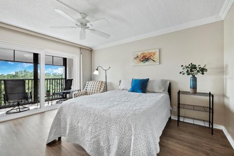 Condo in Venice, Florida, 2 bedrooms  № 2419628 - photo 11