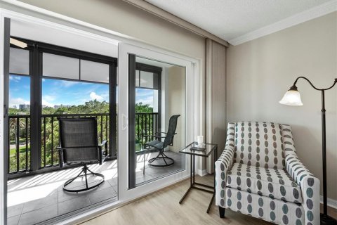 Condo in Venice, Florida, 2 bedrooms  № 2419628 - photo 13