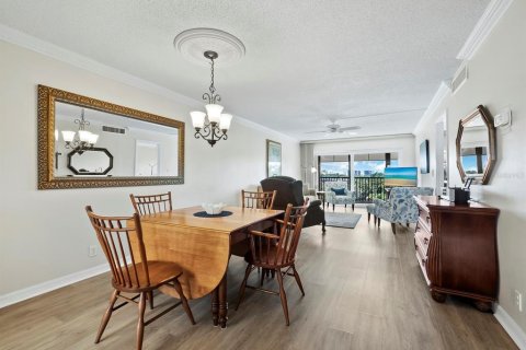 Condo in Venice, Florida, 2 bedrooms  № 2419628 - photo 5