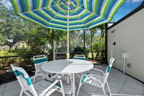 Condo in Venice, Florida, 2 bedrooms  № 2419628 - photo 21