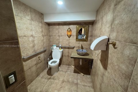 Commercial property in Hollywood, Florida № 1867737 - photo 6