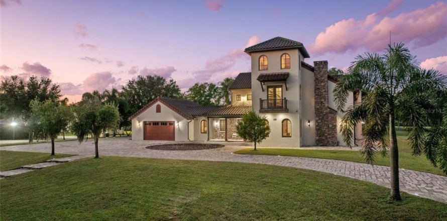 Villa ou maison à Orlando, Floride 2 chambres, 358.51 m2 № 2149855