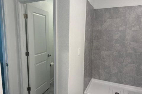 House in Davenport, Florida 3 bedrooms, 133.04 sq.m. № 1822811 - photo 12