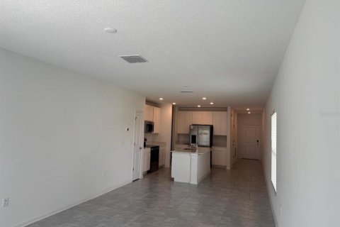 House in Davenport, Florida 3 bedrooms, 133.04 sq.m. № 1822811 - photo 2