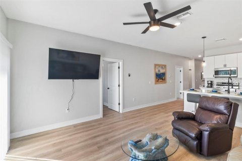 Propiedad comercial en venta en Port Charlotte, Florida, 209.03 m2 № 1802041 - foto 29