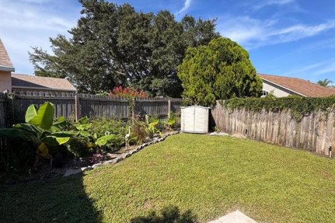 Casa en venta en Lake Mary, Florida, 4 dormitorios, 179.21 m2 № 1837870 - foto 18