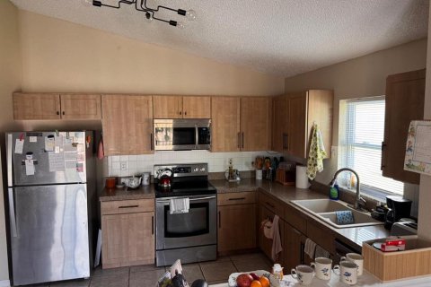Casa en venta en Lake Mary, Florida, 4 dormitorios, 179.21 m2 № 1837870 - foto 7