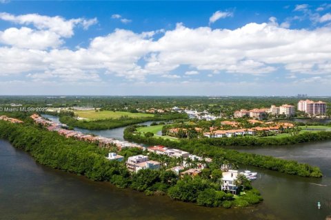 Terreno en venta en Palmetto Bay, Florida № 2154010 - foto 8