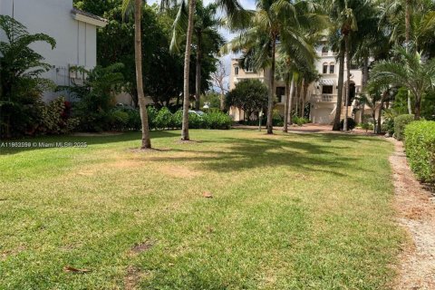 Terreno en venta en Palmetto Bay, Florida № 2154010 - foto 12