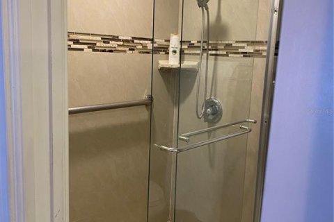 Condo in Orlando, Florida, 2 bedrooms № 2123018 - photo 14