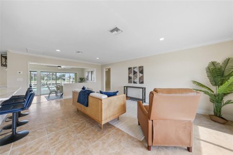 Casa en venta en Punta Gorda, Florida, 3 dormitorios, 163.97 m2 № 1631504 - foto 13