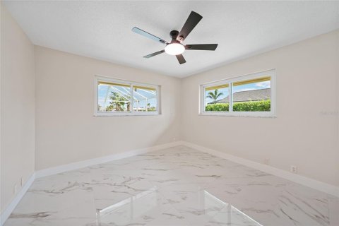 Casa en venta en Punta Gorda, Florida, 3 dormitorios, 163.97 m2 № 1631504 - foto 29