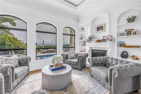 Casa en alquiler en Tampa, Florida, 4 dormitorios, 332.13 m2 № 2277478 - foto 18