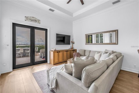 Casa en alquiler en Tampa, Florida, 4 dormitorios, 332.13 m2 № 2277478 - foto 23