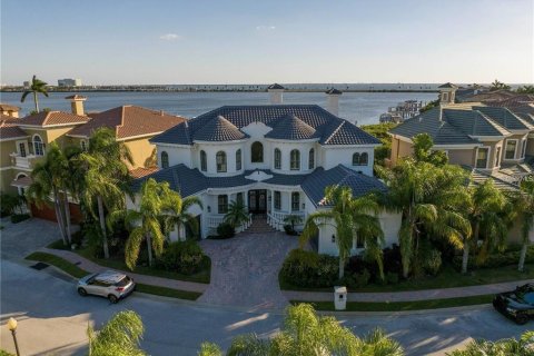 Casa en alquiler en Tampa, Florida, 4 dormitorios, 332.13 m2 № 2277478 - foto 7