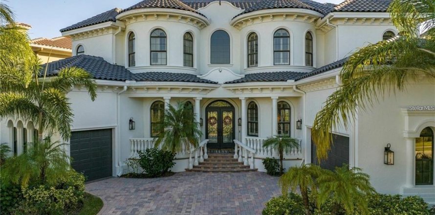 Casa en Tampa, Florida 4 dormitorios, 332.13 m2 № 2277478