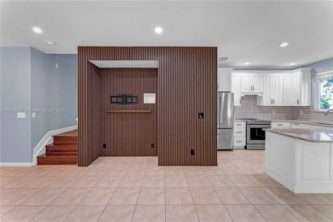 Купить таунхаус в Ривьера-Бич, Флорида 2 спальни, 111.39м2, № 1964001 - фото 16