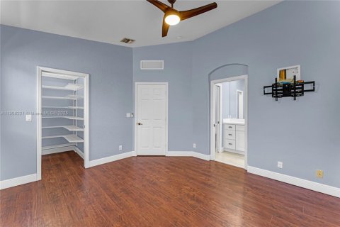 Купить таунхаус в Ривьера-Бич, Флорида 2 спальни, 111.39м2, № 1964001 - фото 29